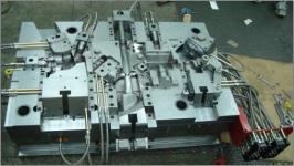 plastic injection mold