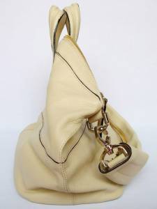 Btbnt Supply Givenchy Handbags AAA+ 20109 White rice