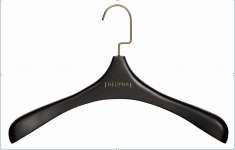 Men' s coat hangers