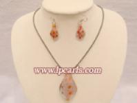 clipper-built coloured glaze jewelry necklace