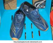 Sepatu Futsal Adidas F10 SALA Biru Dongker ( UK 39-43)