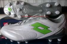 SEPATU BOLA LOTTO FUERZAPURA L500 FG â BR.WHT/ SILV.N -