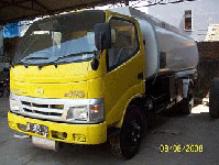 truk tanki air