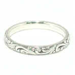 Cincin Perak Slender Swirled Band Ring. Approx. weight: 2.74 gms.