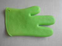 sell silicone oven mitt(glove)