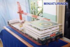 Ship Model of Accomodation Barge