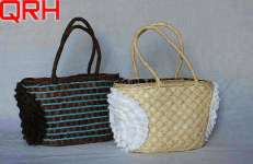 straw beach bag