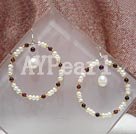 pearl garnet earring