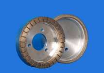 Diamond grinding wheel