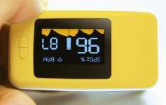 fingertip pulse oximeter