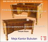 Meja kantor bubutan