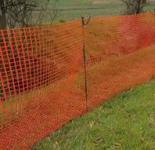 Extruded safety fence