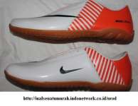 Sepatu Futsal Nike Mercurial Miracle Putih-Orange ( UK 40-44)