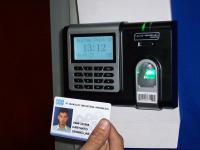 Absensi fingerprint,  kartu dan door access U-704FPA