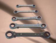 WRENCH >> 5 piece ratchet ring wrenches set 11165