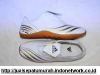Sepatu Futsal Adidas F10 SALA Putih ( UK 40-44)