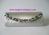 WHOLESALE BEADED SATIN SILVER CLUTCHBAG