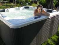 Sell excellent outdoor spa,  whirlpool spa,  hot tub,  whirlpool bathtub,  jacuzzi tub,  massage bathtub SR835