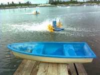 Perahu Kecil Fiber untuk Tambak