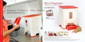 Tupperware Solo " Rice Dispenser "