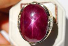 Natural Ruby Pigeon Blood Star( RbS 014)