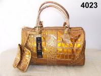 Play  8.8  percent  discount  of  CA  handbags