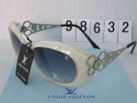 Sells the hotest style LV sunglasses