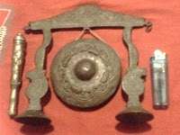 ( Terjual ) Kuningan gong antik ini ber ukir motif unik dan tua ( kode barang: 0445)