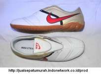 Sepatu Futsal Nike CTR360 Putih-Gold ( UK 40-44)