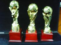 acrilik.resin,  fiberglas.plakat,  piala,  trophy,  membuat,  mencetak,  plakat acrilik,  resin.wodden ,  patung logam ,  metal cup,  produksi langsungplakat,  piala,  trophy,  penghargaan ,  menyediakan,  mencetak,  membuat berbagai macam plakat piala,  ,  trophy/ plakat/