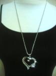 Kalung LOVE