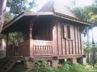 Wooden House ( Rumah Kayu)