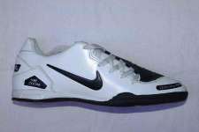 Sepatu Futsal Nike Zoom HE Datar Putih ( UK 39-43)