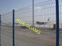 wire mesh fence