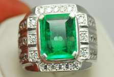 Batu Permata Sparkling Emerald ( EM 039) = SOLD OUT / TERJUAL