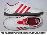 Sepatu Futsal Adidas Adicore Putih-Merah ( UK 39-43)