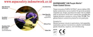 Kleeguard G40 Purple Nitrile Glove
