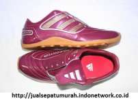 Sepatu Futsal Adidas Predator Merah Marun ( UK 40-44)