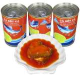 Canned sardines in tomato sauce