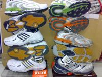 SEPATU SERAGAM,  TENIS,  FUTSAL SEPATU KONTINGEN HUB RIZKY  085284960599