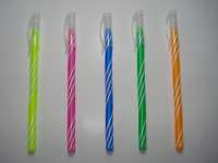 DISPOSABLE PLASTIC BALL POINT PENS