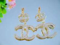 Cheap Chanel earrings with lowest price and free shipping www.picktopbrand.com