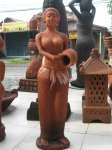 Patung Air Mancur ( Wanita Bawa Kendi )