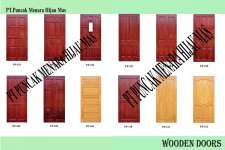 Pintu kayu