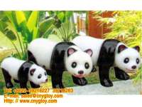 panda family sculpture