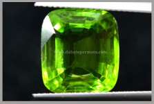 Batu Permata Sparkling Peridoth ( BPR 012)