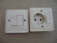 Alat listrik - Saklar IB NG / switches