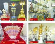 Acrilik,  laser,  medali,  ,  piala,  plakat,  trophy,  anugerah,  kenang-kenangan,  mencetak,  membuat,  menyediakan,  berbagai maccam,  piala,  trophy,  anugerah,  kenang-kenangan d