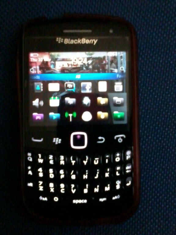 Blackberry 9360 aka Apollo