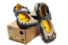cheap nike shoes,  vibram five finger shoes from china